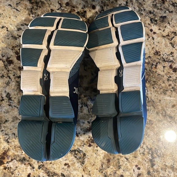 OnCLOUD Cloudflyer women’s running shoe - Picture 3 of 4